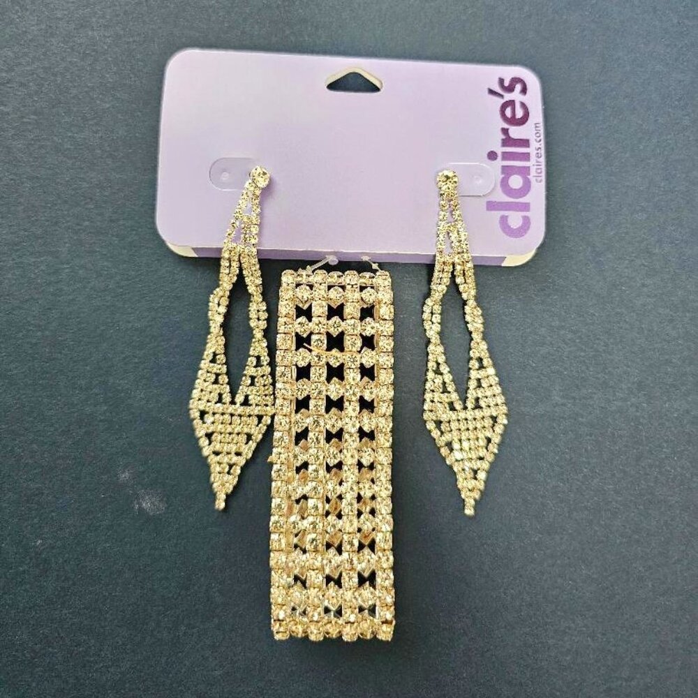 Earring and bracelet set